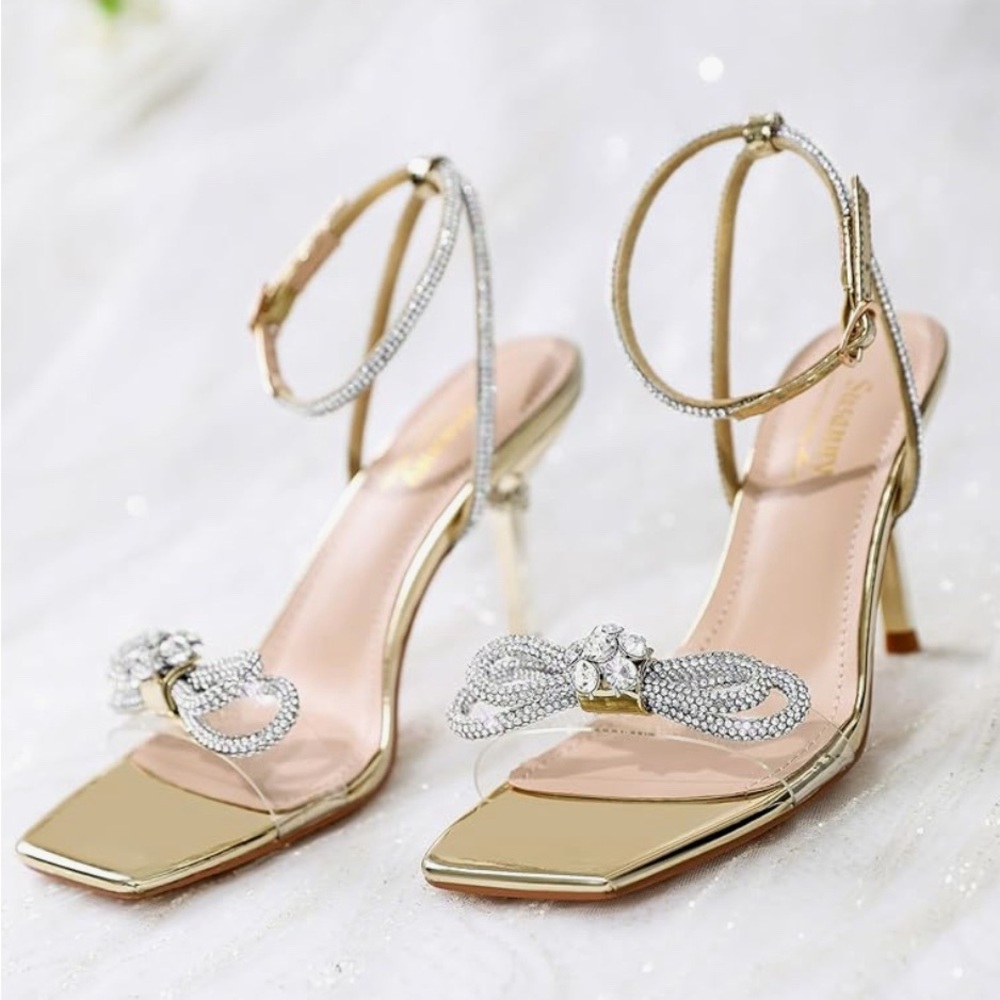 GOLD STRAPPY HEELS W/EMBELLISHED BOW AND CRYSTAL DETAILS NWT - Picture 2 of 12